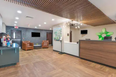Photo 3 - Extended Stay America Select Suites - Charlotte - Tyvola Rd.