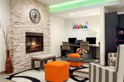 Photo 2 - Country Inn & Suites by Radisson, San Antonio Lackland AFB - SeaWorld Area