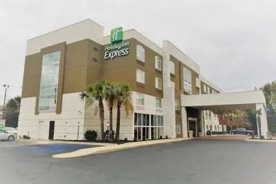 Photo 2 - Holiday Inn Express Columbia NE - Fort Jackson by IHG