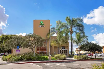 Photo 2 - Extended Stay America Suites Orange County Irvine Spectrum