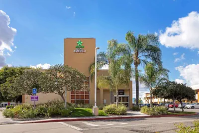 Photo 2 - Extended Stay America Suites Orange County Irvine Spectrum