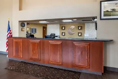 Photo 3 - Comfort Suites Hagerstown Southeast