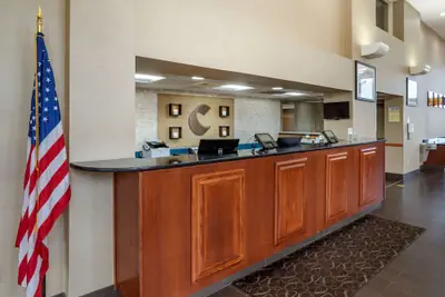 Photo 4 - Comfort Suites Hagerstown Southeast