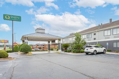Photo 2 - Quality Inn Prattville I-65