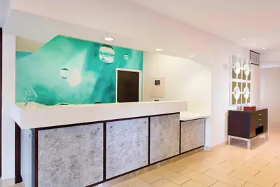 Photo 4 - SpringHill Suites Phoenix North