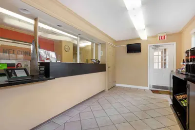 Photo 3 - Extended Stay America Suites Washington DC Germantown Town C