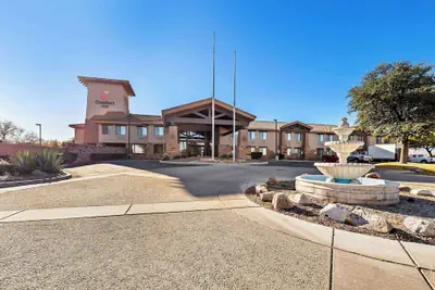Photo 2 - Comfort Inn Benson near Kartchner Caverns