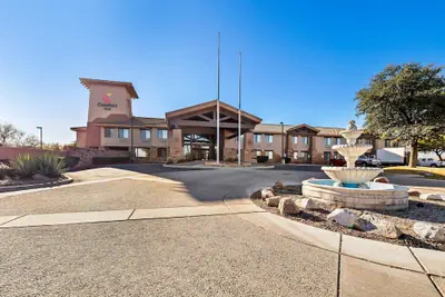 Photo 2 - Comfort Inn Benson near Kartchner Caverns