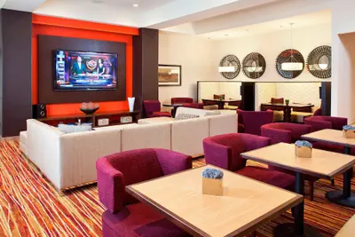 Photo 4 - Courtyard by Marriott Pueblo Downtown