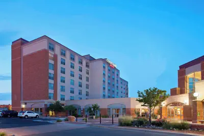 Photo 2 - Courtyard by Marriott Pueblo Downtown