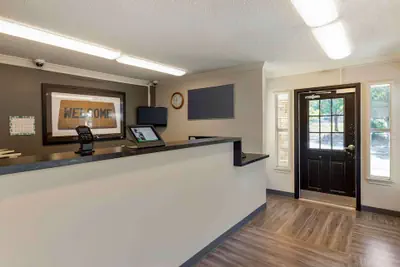 Photo 4 - Extended Stay America Select Suites Denver Aurora South