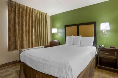 Photo 5 - Extended Stay America Select Suites Denver Aurora South