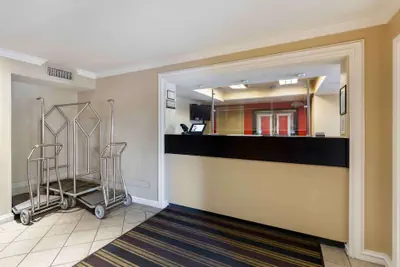 Photo 4 - Extended Stay America Suites Cleveland Airport North Olmsted