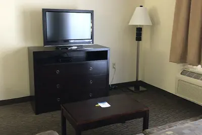 Photo 4 - Days Inn & Suites by Wyndham Page Lake Powell