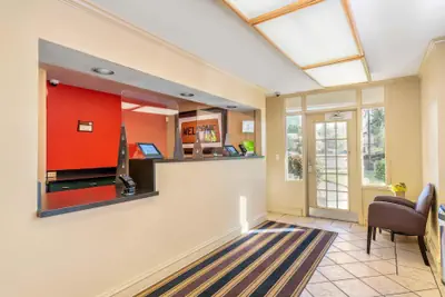 Photo 3 - Extended Stay America Suites Portland Beaverton