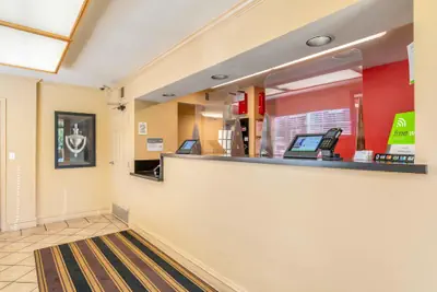 Photo 4 - Extended Stay America Suites Portland Beaverton