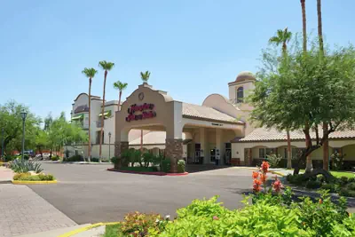 Photo 2 - Hampton Inn & Suites Phoenix/Scottsdale
