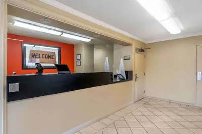 Photo 4 - Extended Stay America Suites Seattle Bellevue Factoria