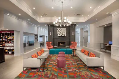 Photo 5 - Hampton Inn & Suites Asheville Airport