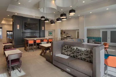Photo 4 - Hampton Inn & Suites Asheville Airport