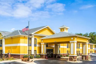 Photo 2 - Quality Inn Alexander City