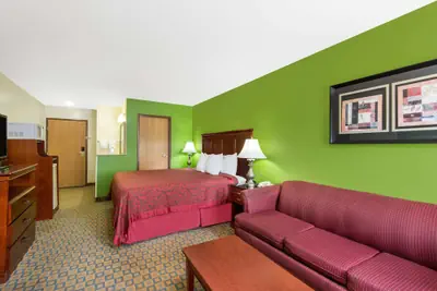 Photo 3 - Days Inn & Suites by Wyndham Wichita