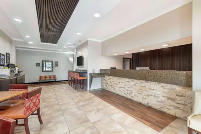 Photo 4 - Best Western Plus Albert Lea I-90/I-35 Hotel