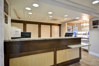 Photo 3 - Homewood Suites by Hilton Hillsboro/Beaverton