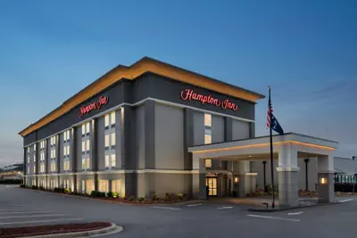 Photo 2 - Hampton Inn Simpsonville