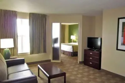 Photo 5 - Candlewood Suites Houston Space Center – Webster