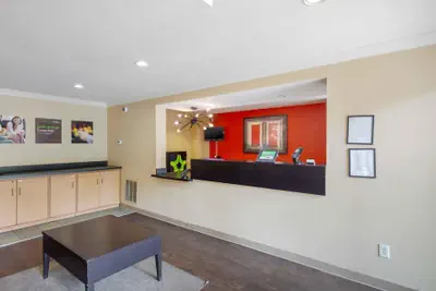 Photo 4 - Extended Stay America Select Suites Raleigh RTP 4610 Miami B