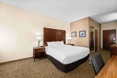 Photo 5 - Comfort Inn & Suites Pueblo