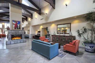 Photo 5 - Hampton Inn & Suites Tucson-Mall