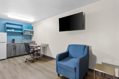 Photo 5 - Sonesta Simply Suites Stafford