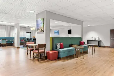 Photo 3 - Hampton Inn Florence Midtown near University of North Alabama