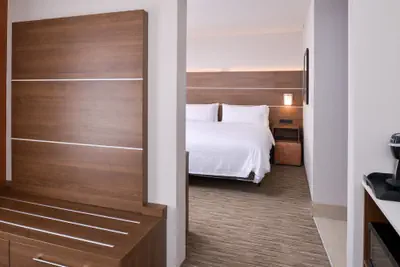 Photo 5 - Holiday Inn Express Glenwood Springs by IHG
