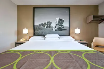 Photo 5 - Super 8 by Wyndham Amarillo