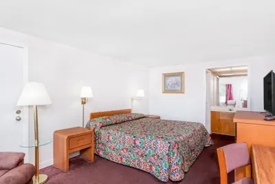 Photo 4 - Corbin Inn