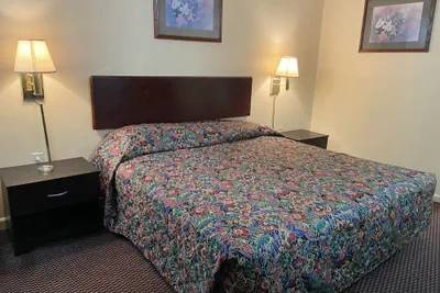 Photo 3 - Corbin Inn