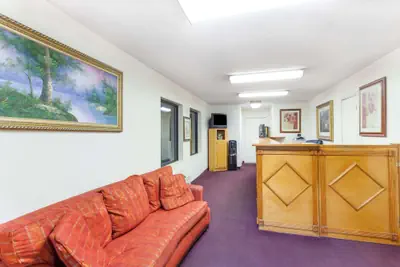 Photo 3 - Knights Inn Yemassee