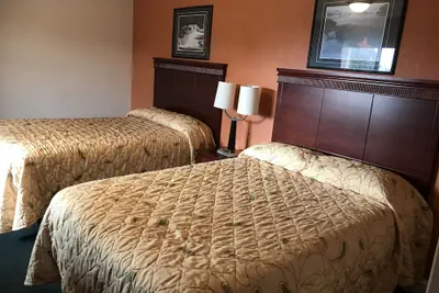 Photo 2 - Travel Inn Horseheads
