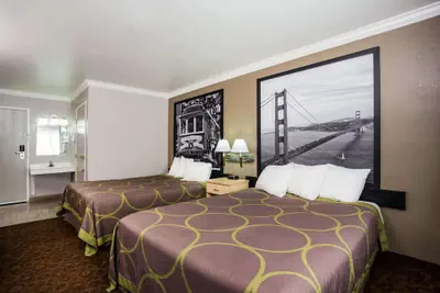 Photo 5 - Super 8 by Wyndham Vacaville
