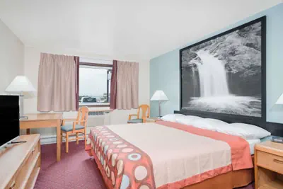 Photo 5 - Super 8 by Wyndham Tomah Wisconsin