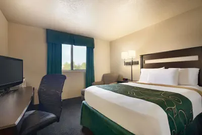 Photo 5 - Travelodge by Wyndham Jefferson City