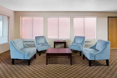 Photo 3 - Super 8 by Wyndham Rochelle