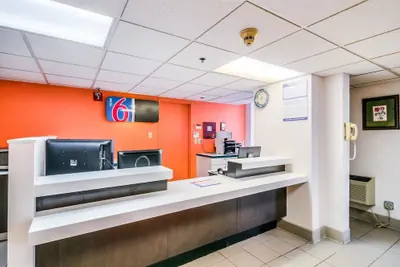 Photo 4 - Motel 6 Lansing, IL - Chicago South