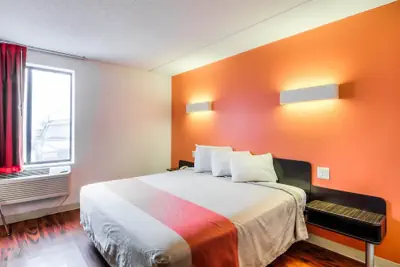 Photo 5 - Motel 6 Lansing, IL - Chicago South