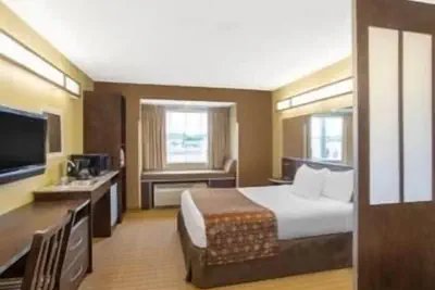 Photo 2 - Microtel Inn & Suites by Wyndham Marietta