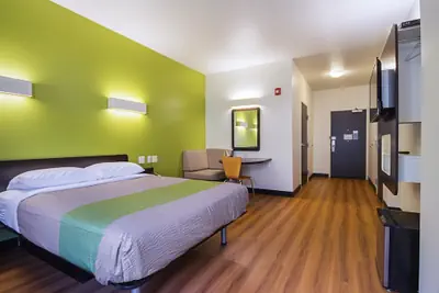 Photo 4 - Days Inn by Wyndham South Bend / Notre Dame