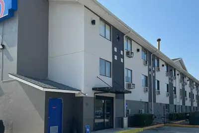 Photo 2 - Motel 6 Kingsland, GA - Kings Bay Naval Base